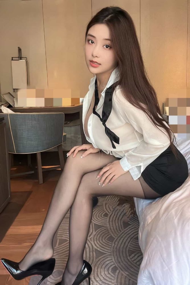 奶雯 – 微密圈系列合集-猫图社